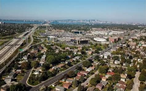 brossard population 2022.